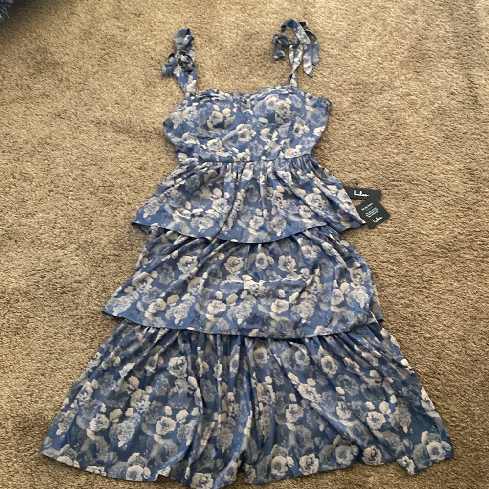 Lulu's | NWT Blue and White Sweetheart Midi Sundress - Picture 4 of 11